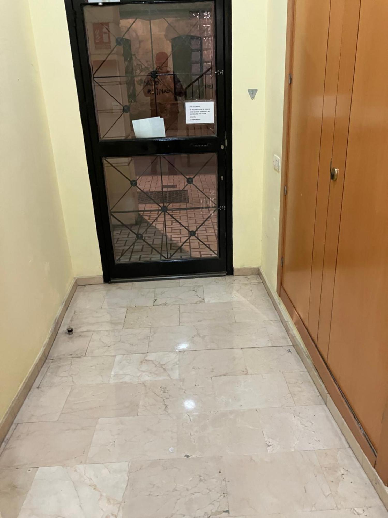 Malaga Victoria Apartment ภายนอก รูปภาพ